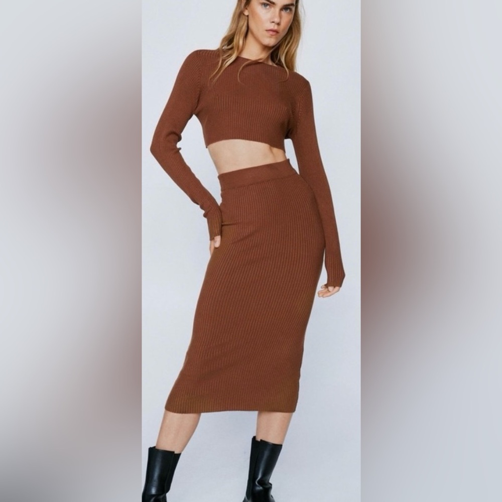 Bar III Chocolate Brown Ribbed Pencil Skirt and Long Sleeve Top Two Piece Set